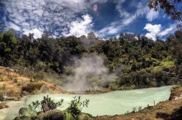 Kawah Darajat Kabupaten Garut