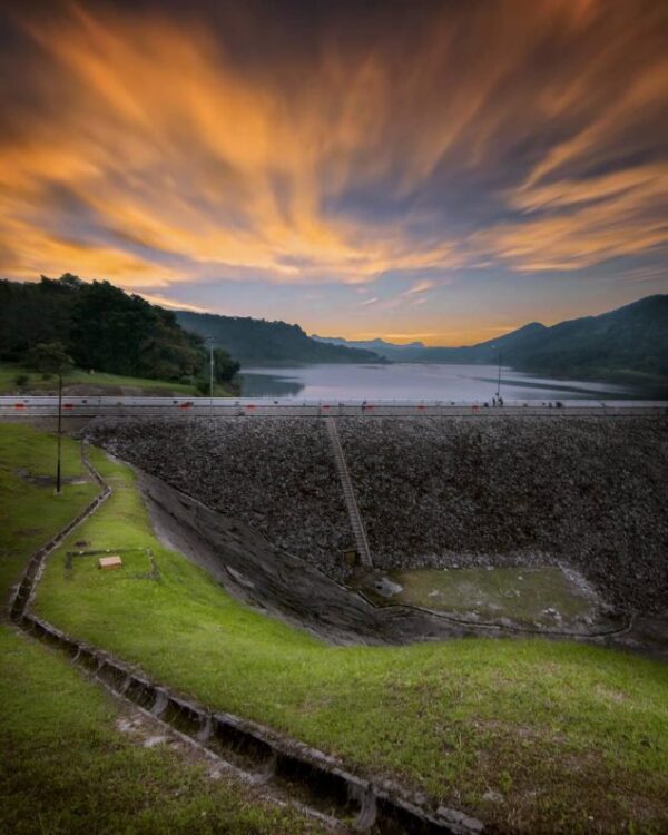 Alamat Waduk Cirata