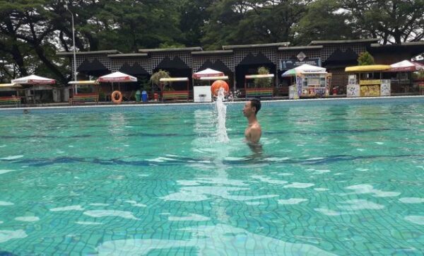 27 - 31 Kolam Renang dan Waterpark di Kediri