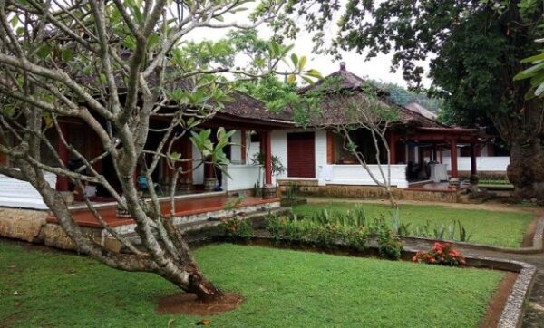 10 Rekomendasi Homestay Murah Daerah Blitar Memiliki Keindahan Alam Yang Bikin Nyaman Harga Mulai Rp.50.000