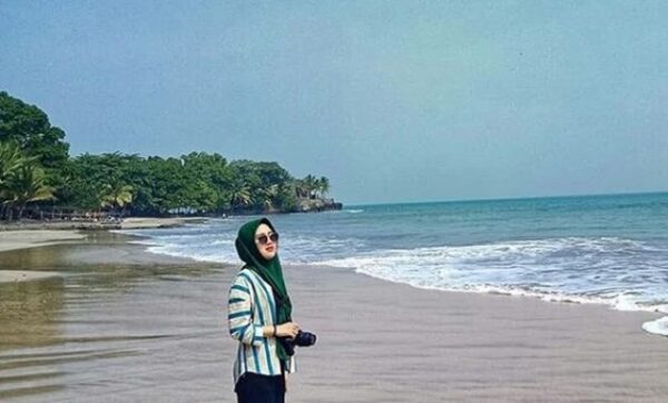 Pantai sambolo anyer banten kecamatan serang pandeglang yang ada jembatan indonesia daerah mana beach 42112 penginapan bandulu bungalow lokasi gambar wisata carita cilegon cerita villa cottage dimana di hotel fasilitas foto garut htm harga info informasi kabupaten keindahan keistimewaan rute ke cara letak misteri pasir putih patra pemandangan paket resort review sejarah tiket masuk tentang wahana kota jakarta selatan khusus ibukota dan atau jalan raya