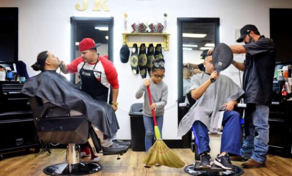 12 Barbershop di Sidoarjo Yang Harganya Murah dan Siap Menyambut Masa Liburanmu!