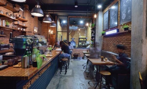 10 Rekomendasi Cafe Yang Sangat Kece di Daerah Cimahi Bikin Kalian Betah Nongkrong