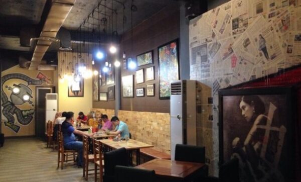 10 Referensi Cafe Paling Oke Buat Nongkrong di Daerah Makassar Saat Kantong Sedang Tipis!