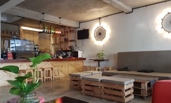 6 Rekomendasi Cafe Asik dan Seru di Cempaka Putih Cocok Untuk Tempat Ngumpul Bareng Temen!