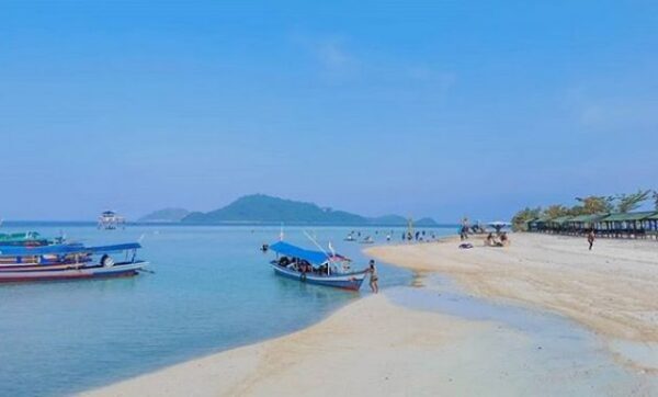 Pantai sari ringgung bandar lampung selatan biaya masuk peta jalan menuju denah lokasi pesawaran beach penginapan alamat lengkap ada buaya marina angker memakan korban misteri pasir hidup timbul indonesia gambar foto dimana terletak di kabupaten 35451 rute harga tiket masuk letak google map