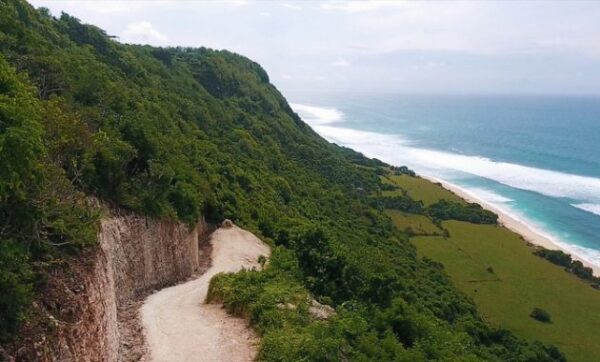 Bagaimana Akses Jalan Menuju Lokasi Wisata Pantai Nyang Nyang Bali, Apakah Boleh Camping?