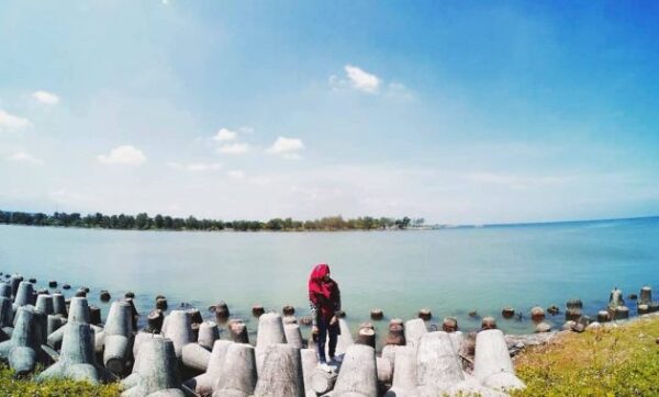 Marina kota jawa tengah indonesia pantai baruna di semarang lokasi alamat letak jalan menuju harga tiket masuk tirang cipta sangklak nyamuk padang ilalang rute letak akses peta google map foto gambar denah wisata sejarah misteri mitos