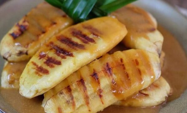 10 Rekomendasi Jajanan Tradisional dan Kue Khas Daerah Kalimantan Timur Wisata Kuliner Yang Sangat Lezat