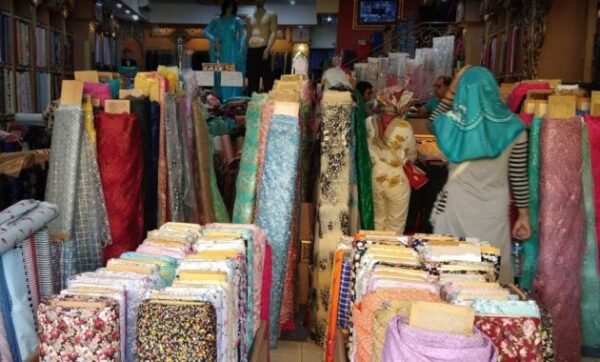 Toko kain di madiun bima setiono aulia asia kawan alamat batik caruban murah makmur kota jawa timur sri rejeki kertosono sekitar sini sanjaya pelangi kaos area textile brokat buka bahan termurah tenun jual flanel mulyo kiloan mac mohan oscar online sofa tutup jam berapa tas wilayah