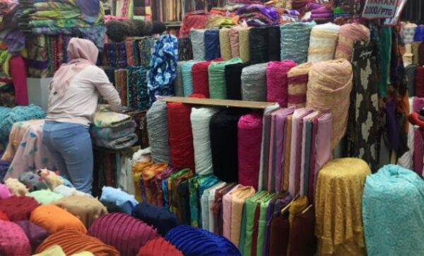 Toko kain di jakarta murah terdekat utara timur selatan barat pusat jual ateja abutai batik bangunan termurah flanel fatmawati grosir import sari india jatinegara maket majun online organik oxford parasut sofa sunbrella spunbond tas lengkap ciputat pasar minggu ciamis banjar alta moda bulu cipadu cat drill hijab hm jogja jok jaket 24 jam kaos linen tenun kiloan premium sprei sekitar taslan vania waterproof yang bagus