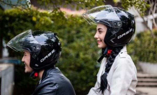 Butuh Safety Riding Seperti Cargloss Ataupun Bogo? Coba 10 Toko Helm di Surabaya Ini Aja Ya!