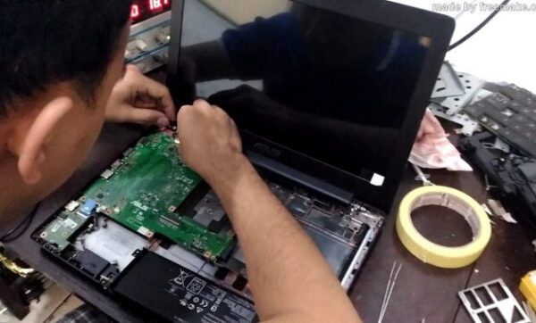 5 Rekomendasi Tempat Service Laptop Terbaik dan Terdekat di Jember, Menerima Merk HP dan Asus